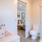 OneX Wellness Resort Santa Maria I ox 48 f1 banheiro